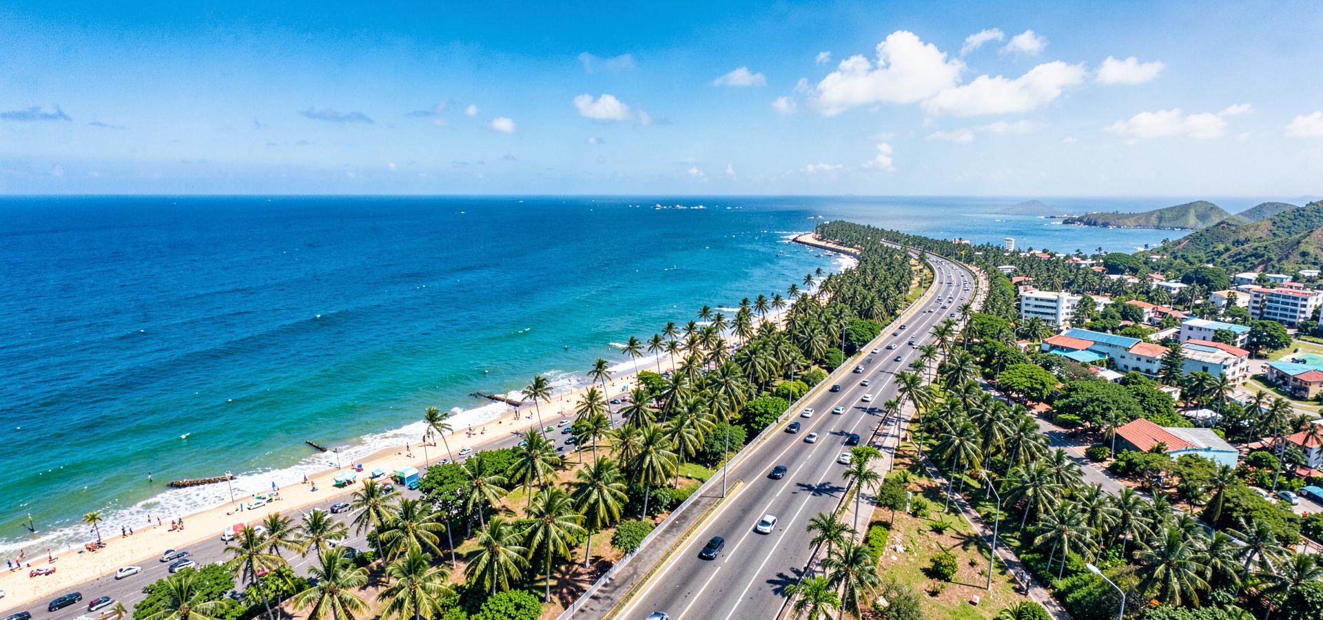 Vista aérea de la costa de Puerto Colombia